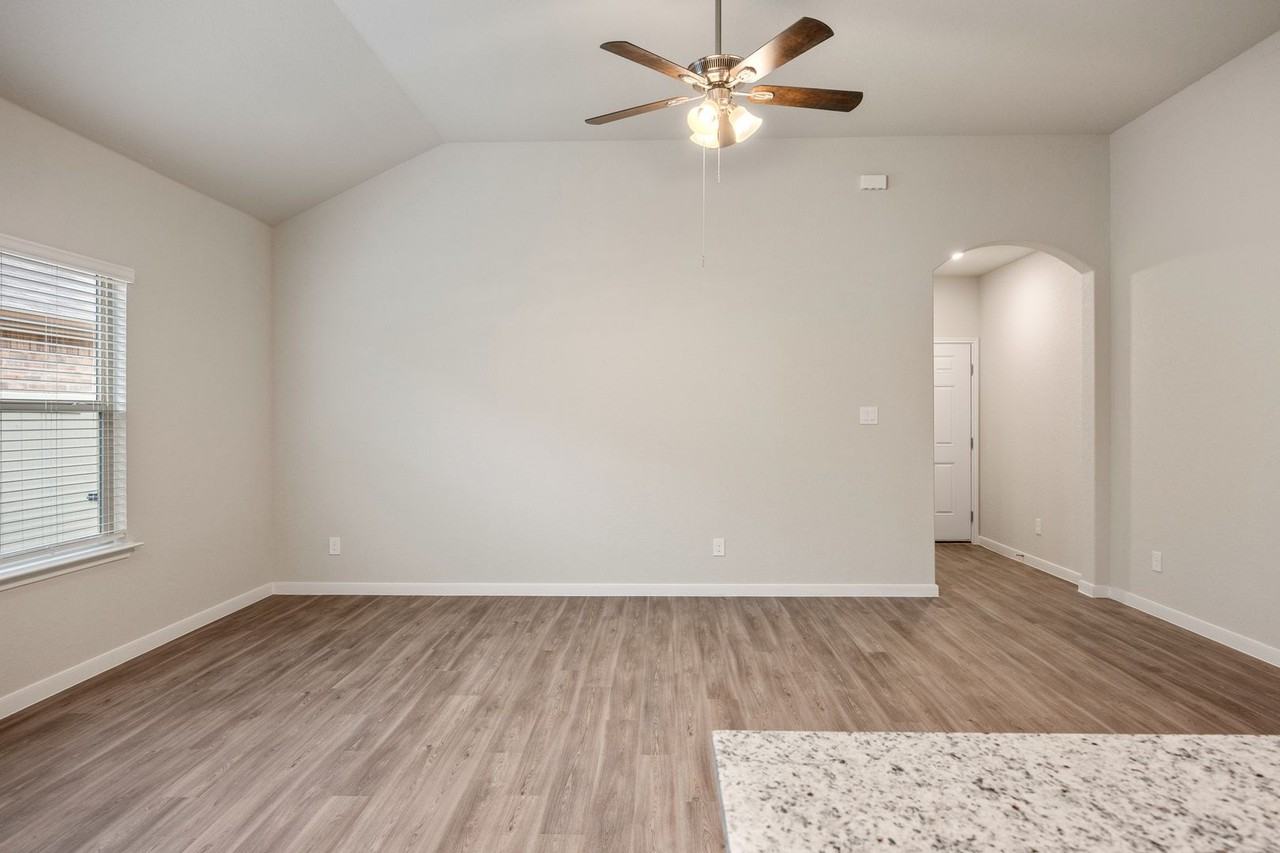 354 Emma Dr - Photo 3 of 17