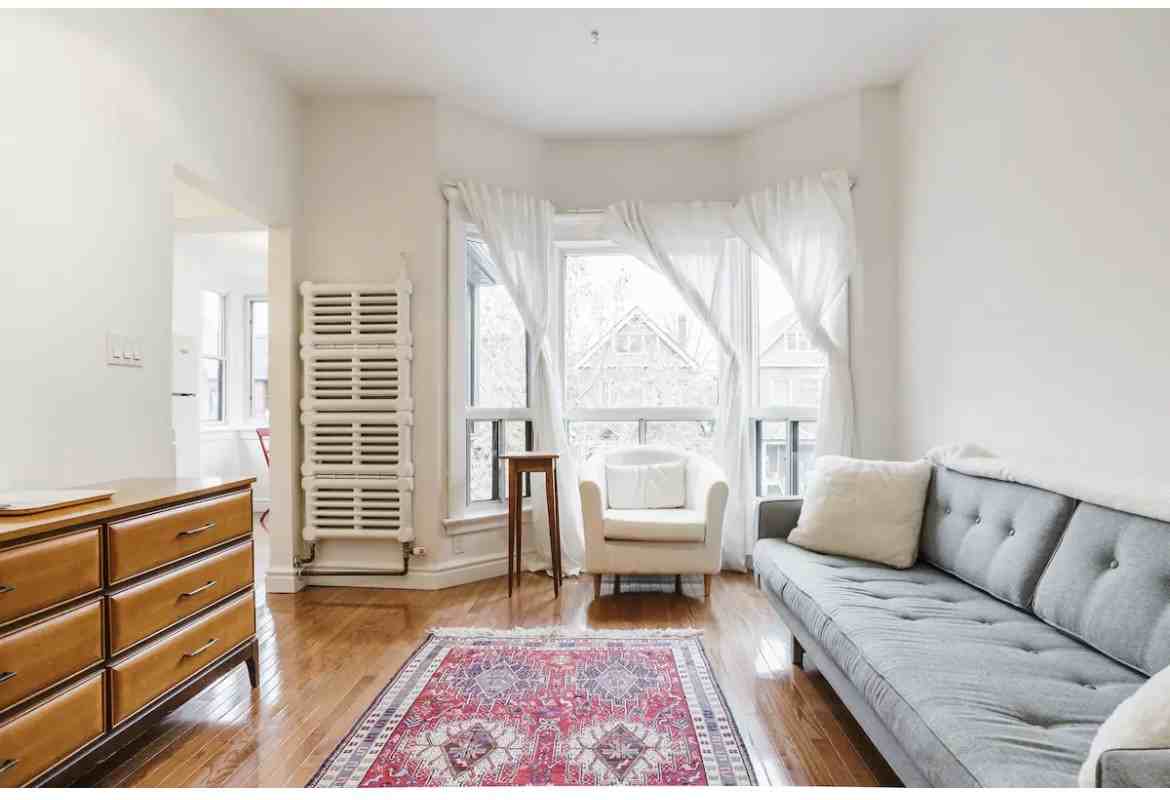 Roncesvalles Ave & Marion St #3 - Photo 2 of 17