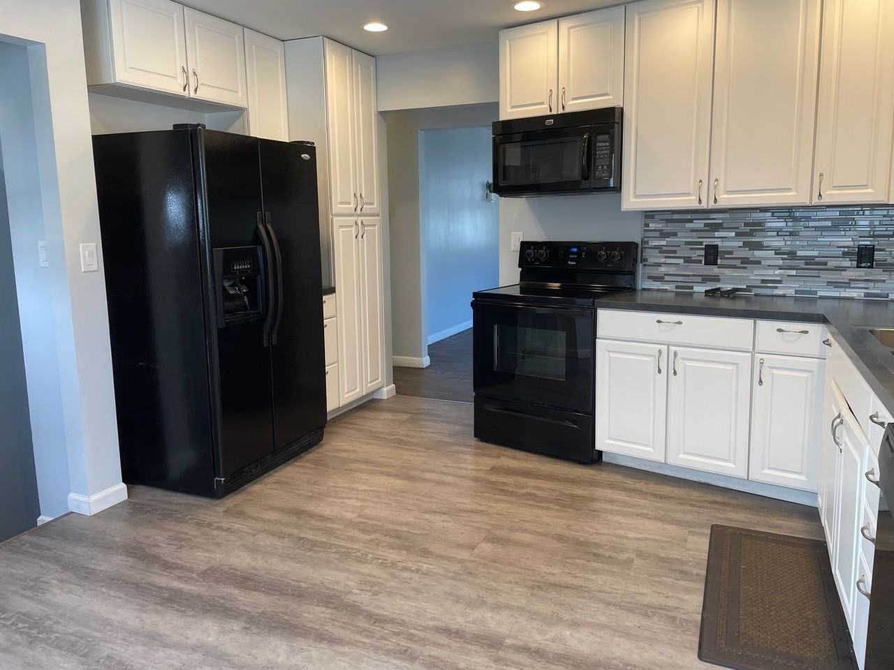 1330 Avenue F - Photo 7 of 11