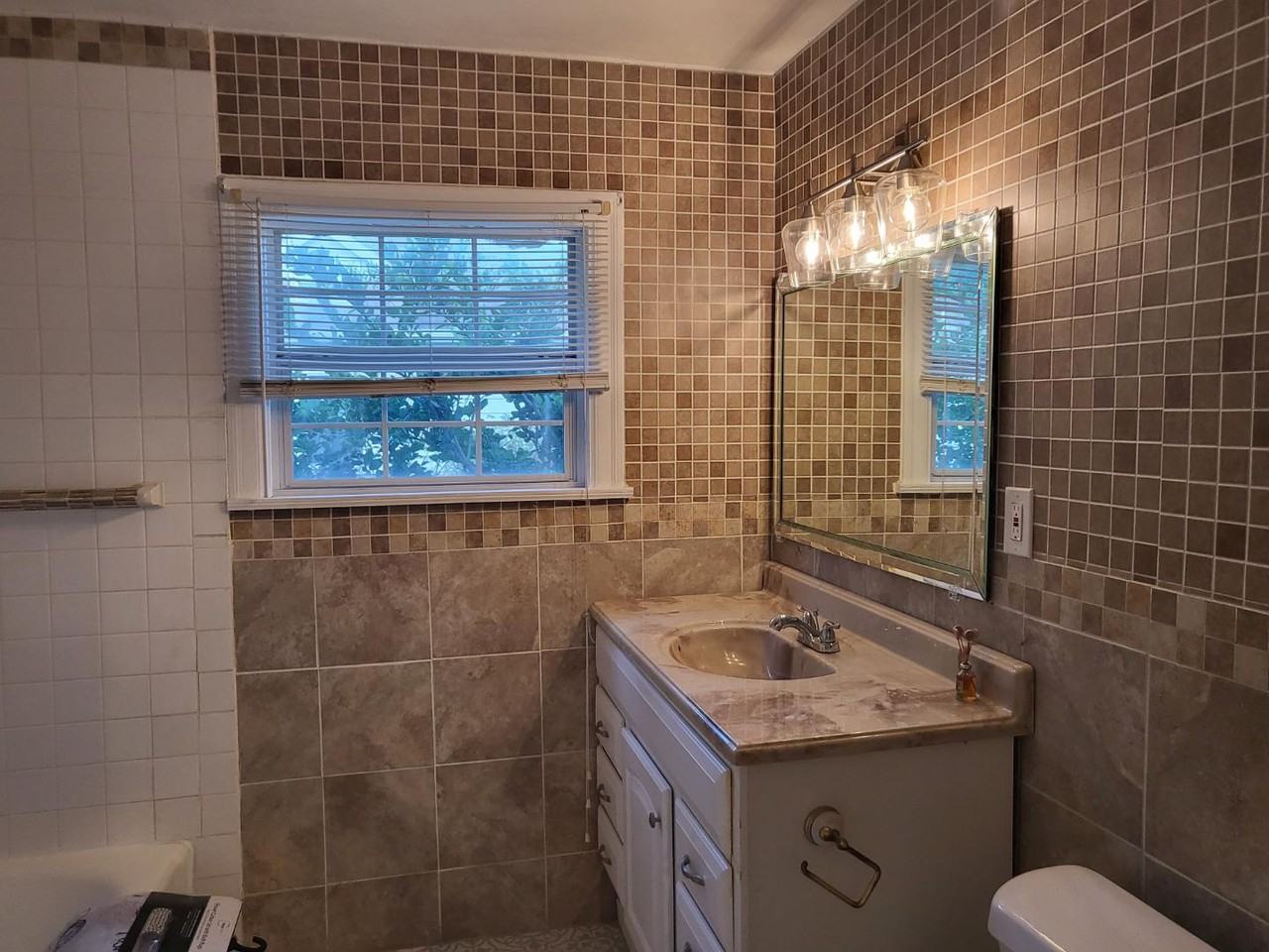 3325 Tampa - Photo 4 of 4