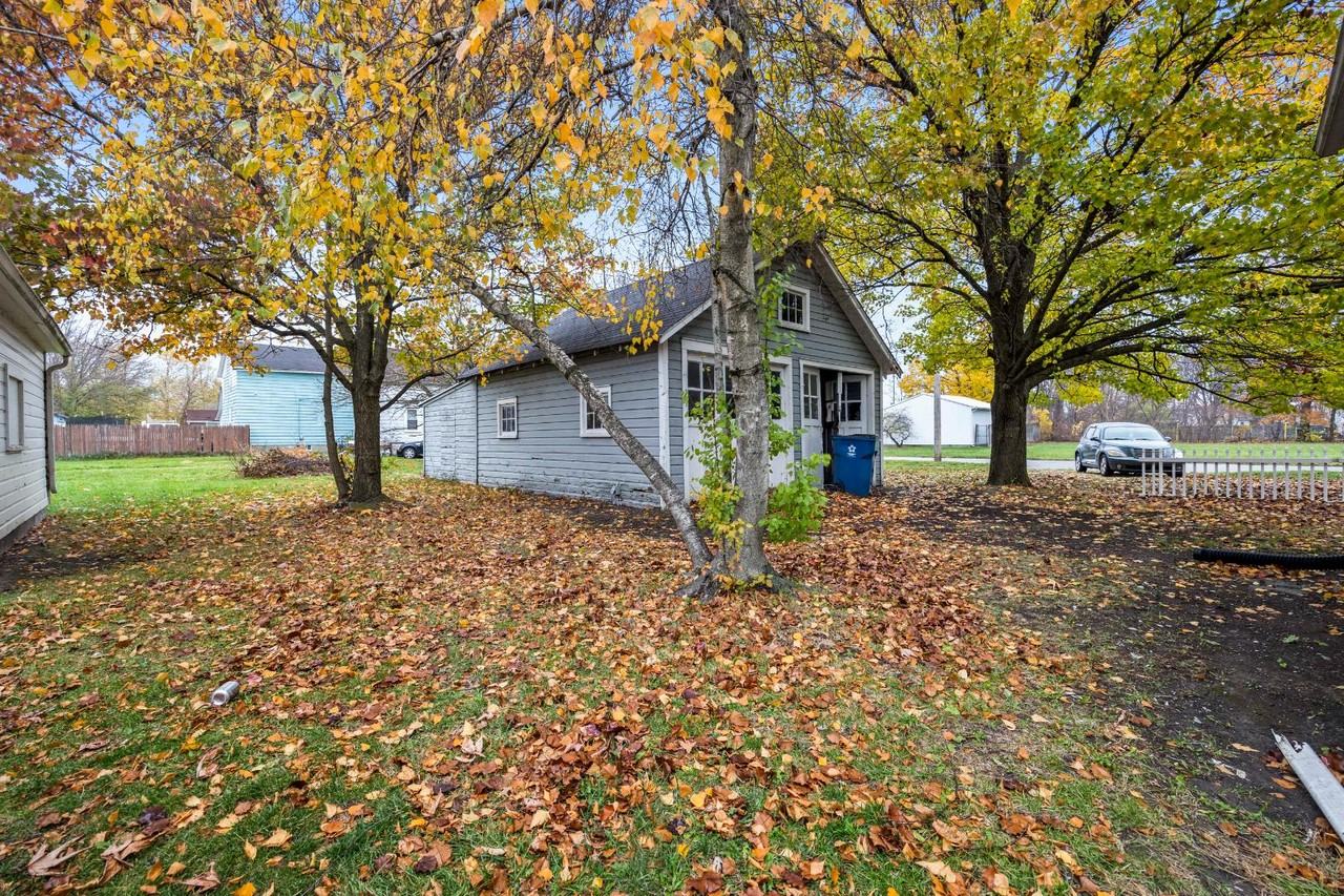 1710 Hamilton Ave - Photo 3 of 10