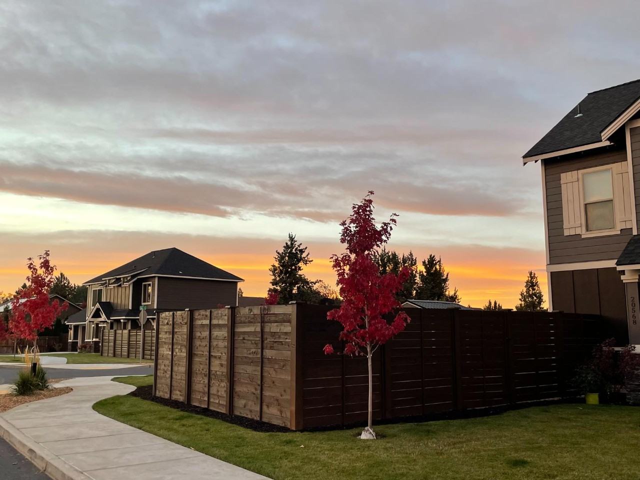 20568 Rolen Ave - Photo 2 of 8