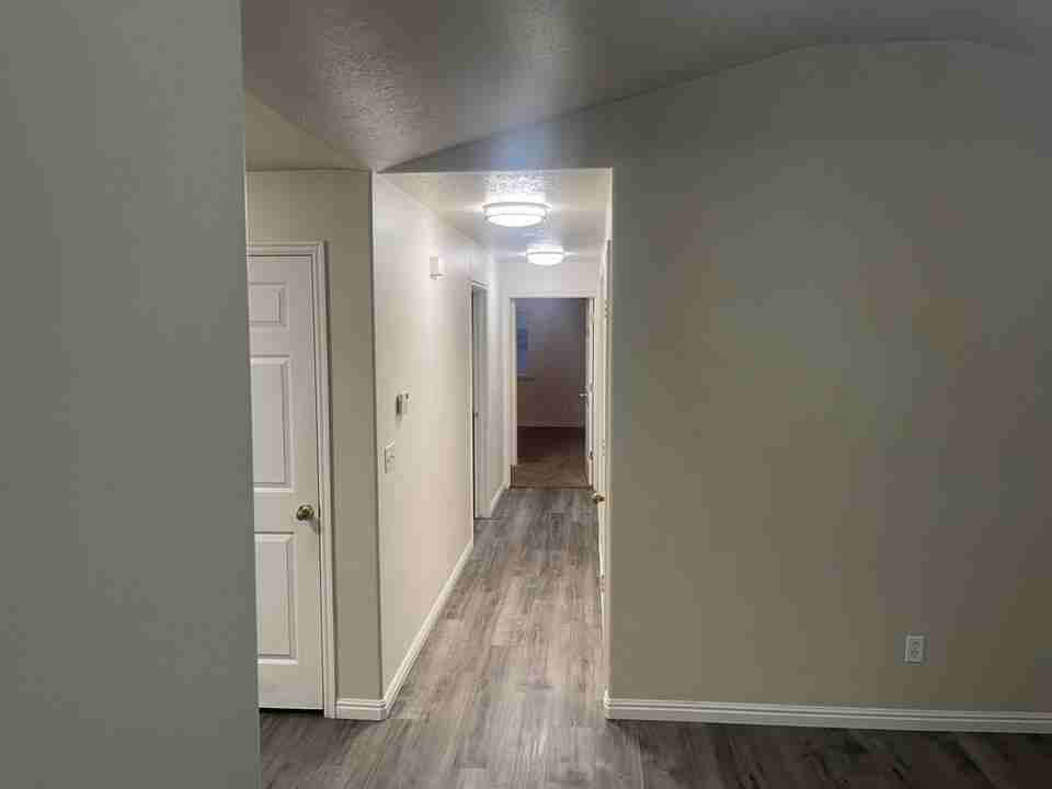 3365 N Ridge Loop W - Photo 5 of 11