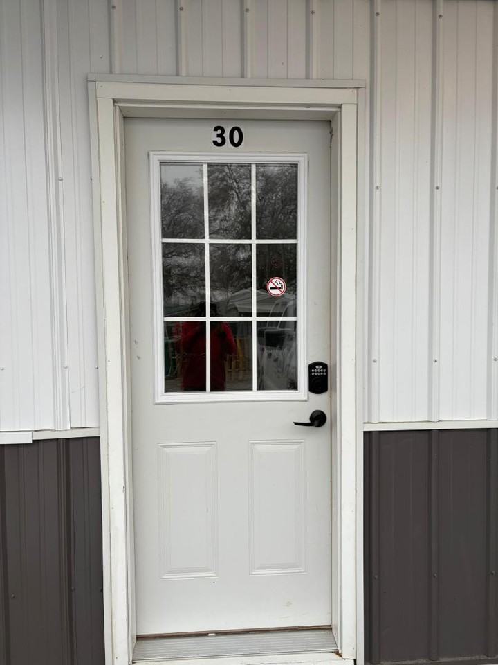 206 Weaver Road - Photo 5 of 14