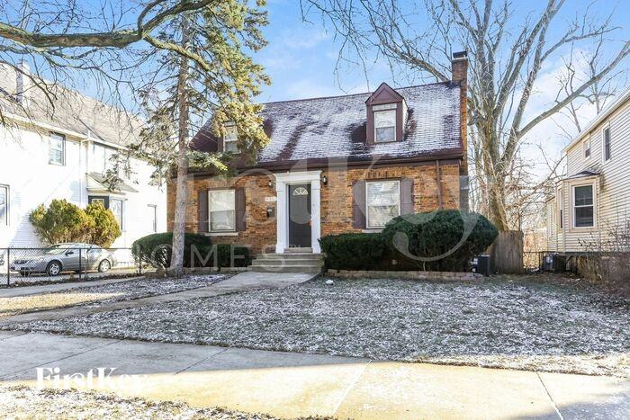 10853 S Hermosa Ave - Photo 2 of 16