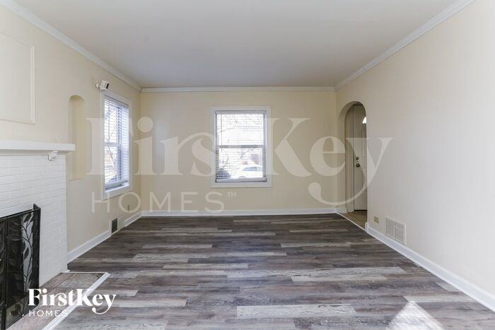 10853 S Hermosa Ave - Photo 3 of 16