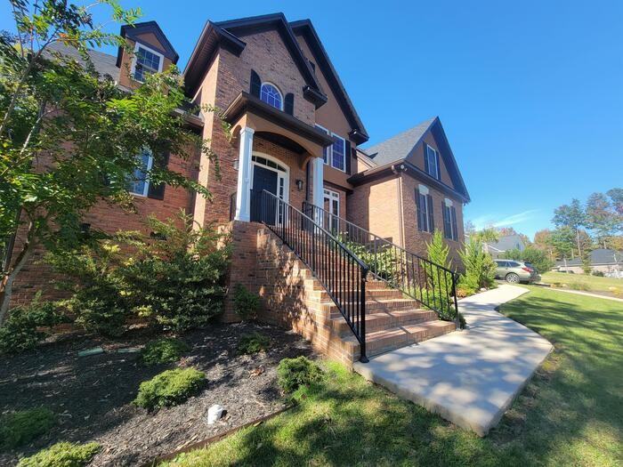 544 Links Pointe Ct - Photo 2 of 24