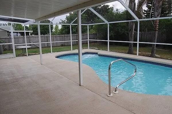 5118 Martinique Dr #NA - Photo 4 of 4