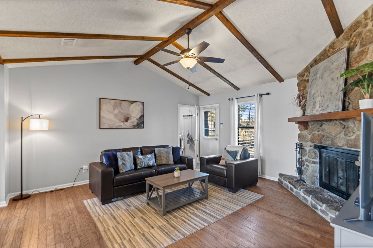 122 Pecan Valley Dr #NA - Photo 5 of 36