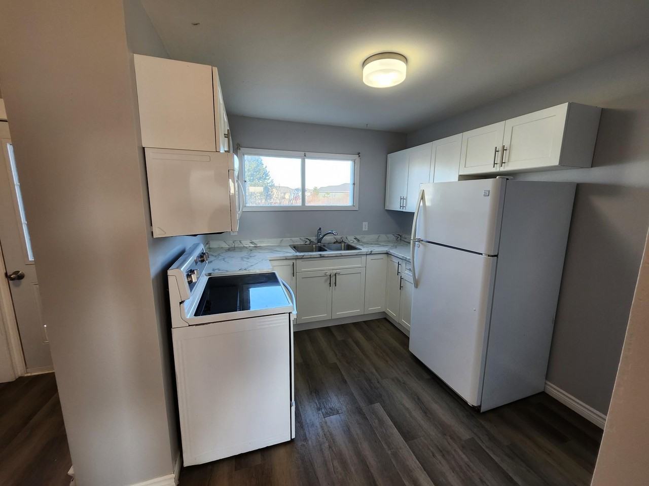 513 Highmeadow Dr #1 - Photo 3 of 30