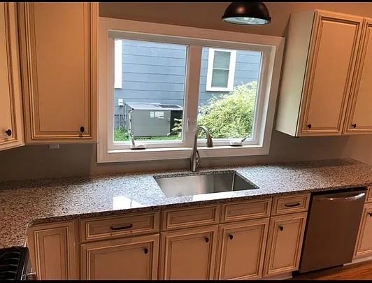 1211 Eden Ter - Photo 2 of 9