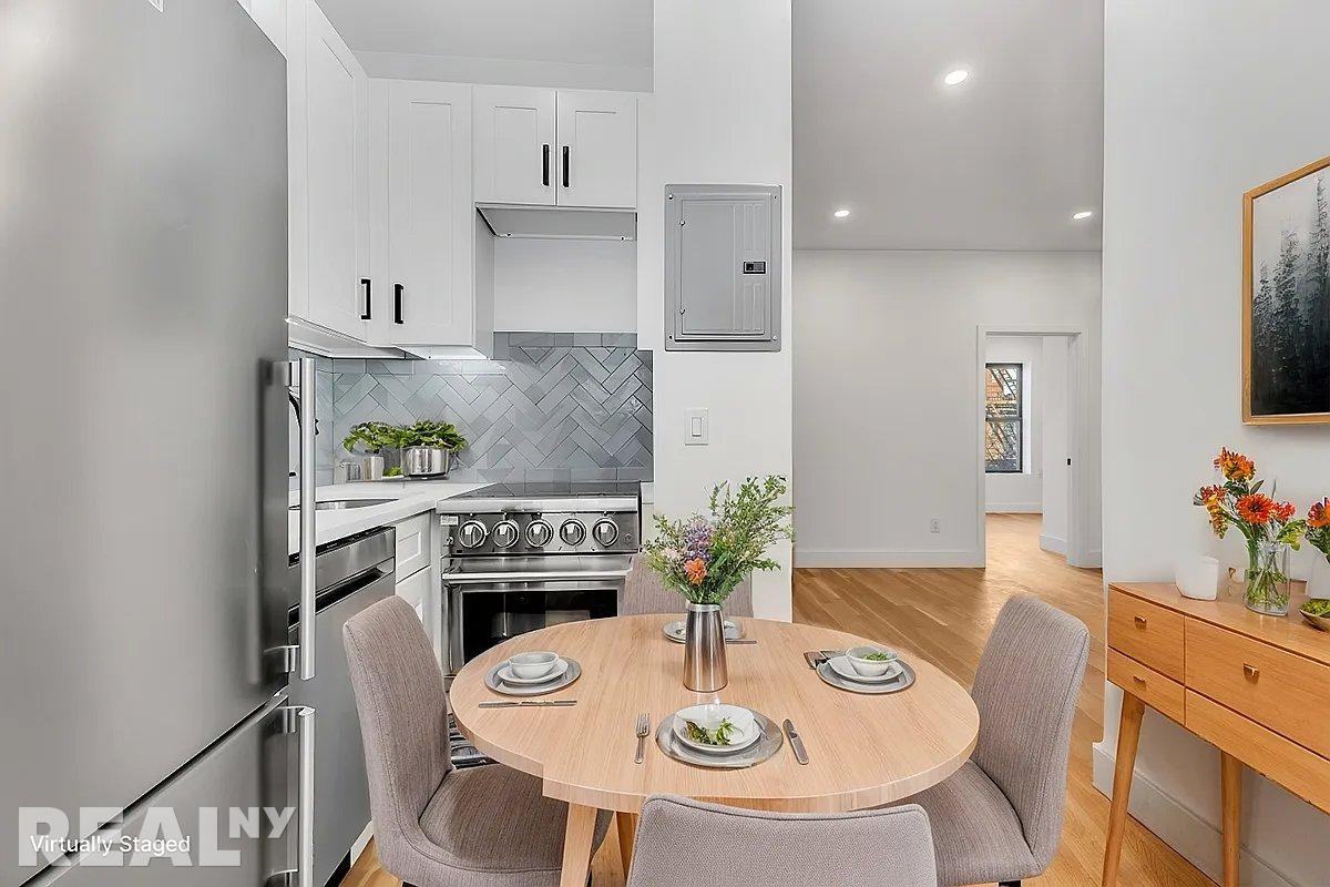 Bedford St #24 - Photo 2 of 5