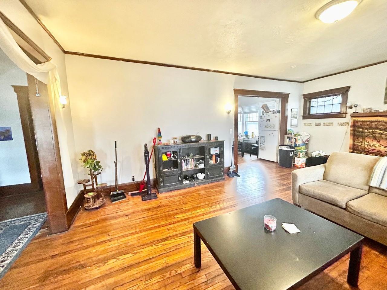 504 Catherine St - Photo 5 of 33