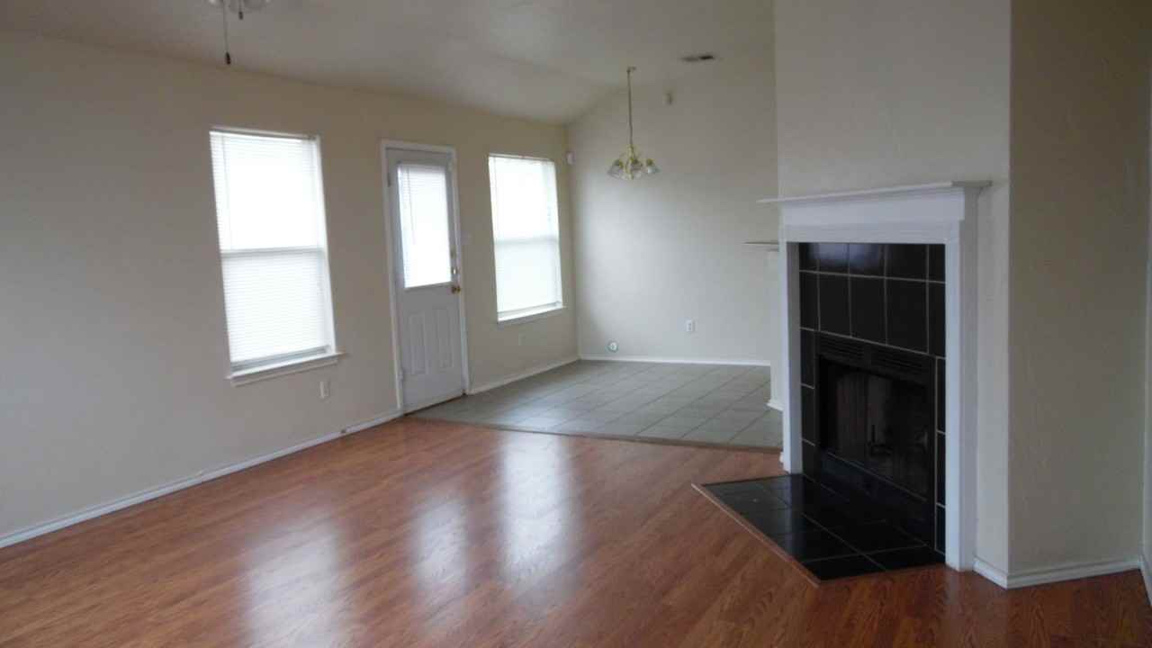 1503 Grey Fox Trl - Photo 4 of 14