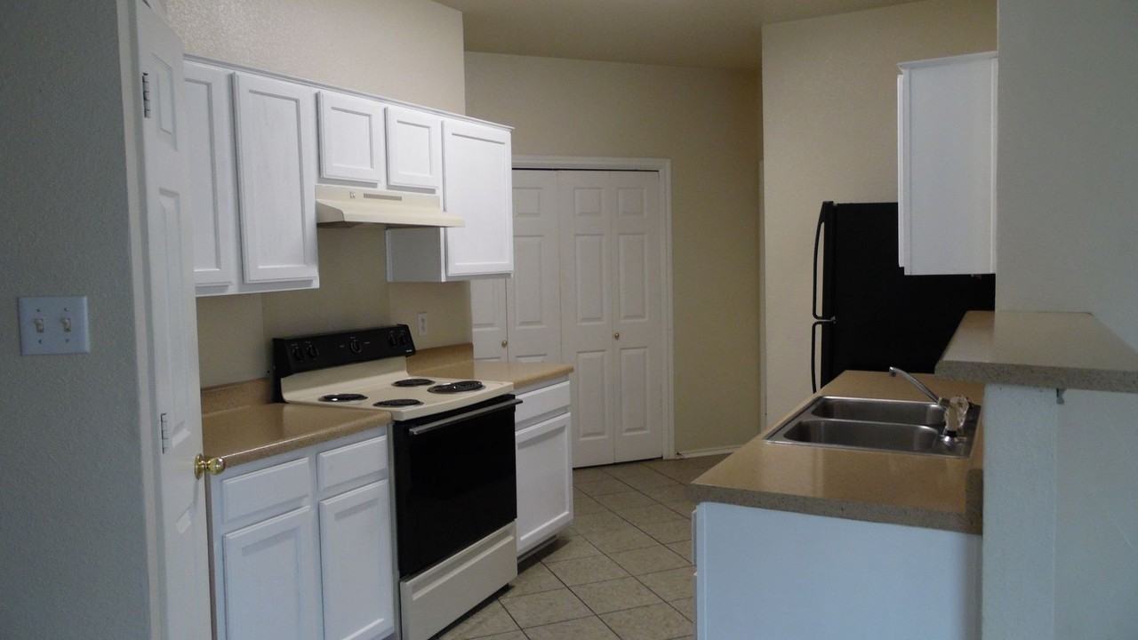 1503 Grey Fox Trl - Photo 7 of 14