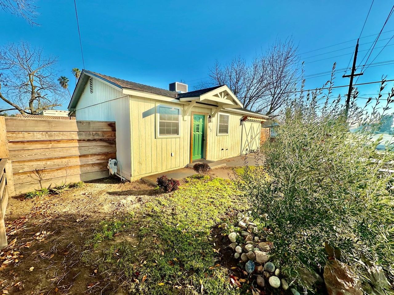 5012 W Olive Ave - Photo 2 of 19