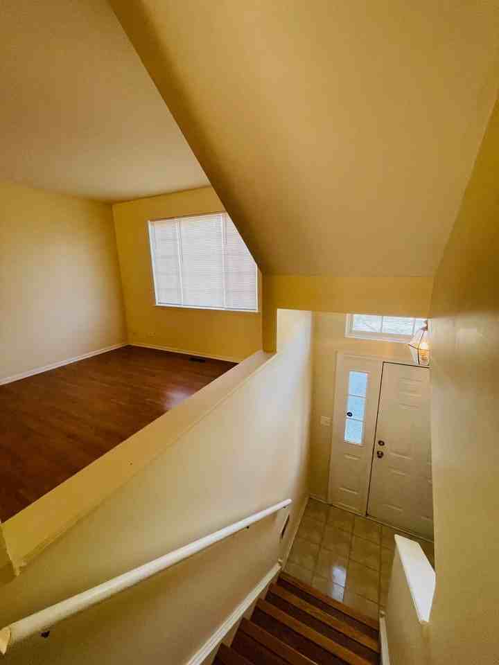 2244 Daybreak Dr - Photo 2 of 12