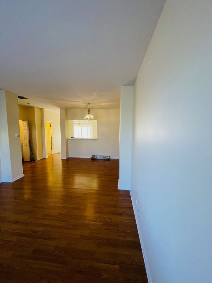 2244 Daybreak Dr - Photo 4 of 12
