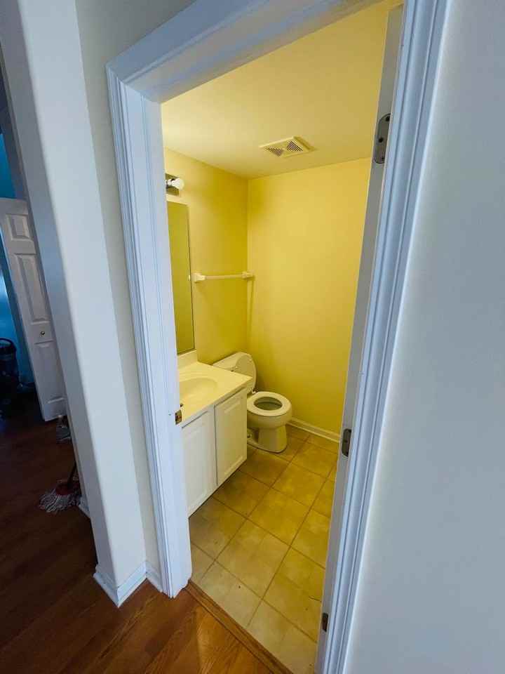 2244 Daybreak Dr - Photo 7 of 12