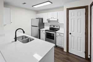 featured image of 340 E 13th St