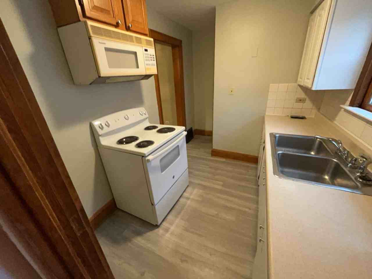 97 Brighton Dr - Photo 2 of 22