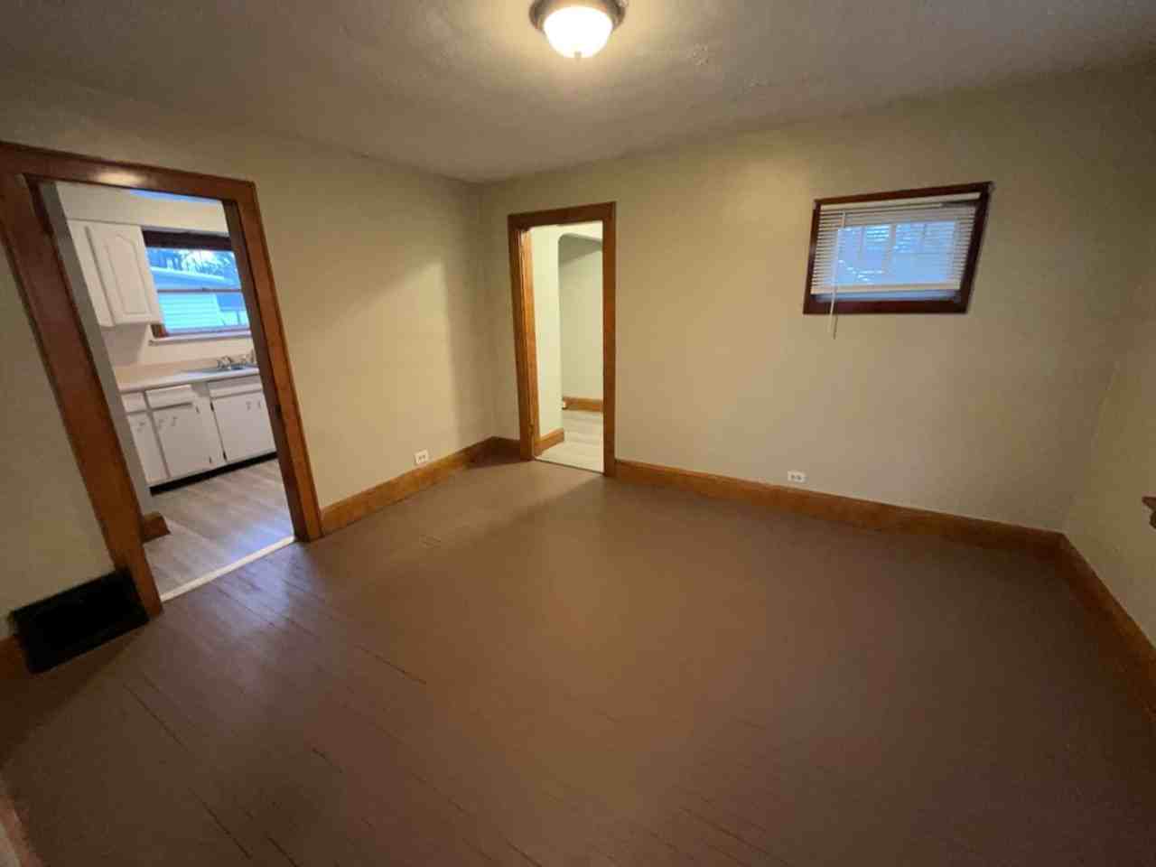 97 Brighton Dr - Photo 3 of 22