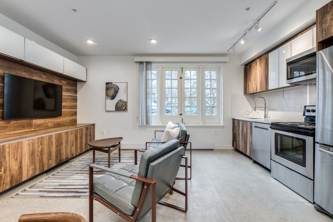 1170 Barclay Street #101 - Photo 3 of 25