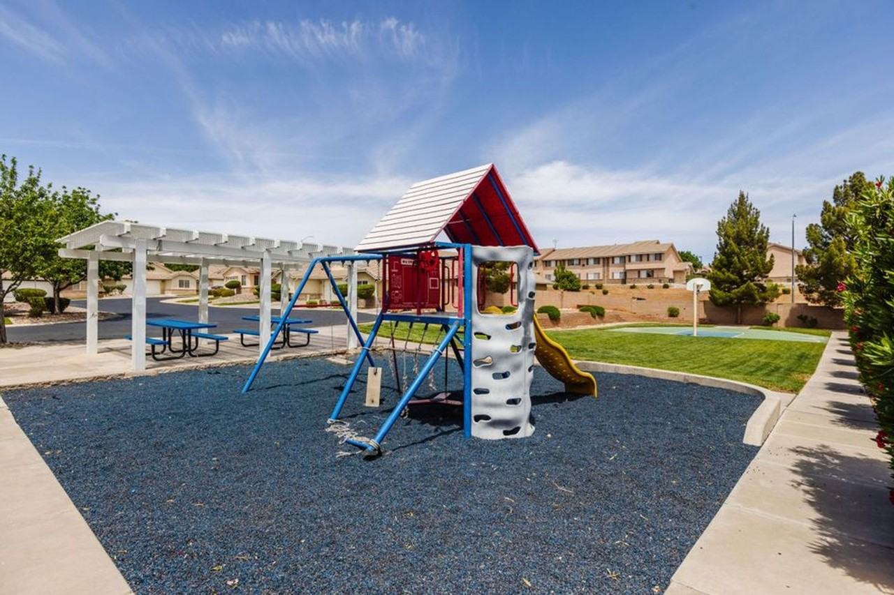 2930 E 450 N #F15 - Photo 3 of 3