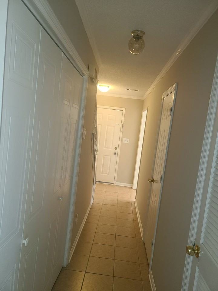 8010 Woodlake Dr - Photo 2 of 17