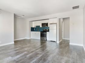 150-154 W Hillcrest Blvd - Photo 1 of 1