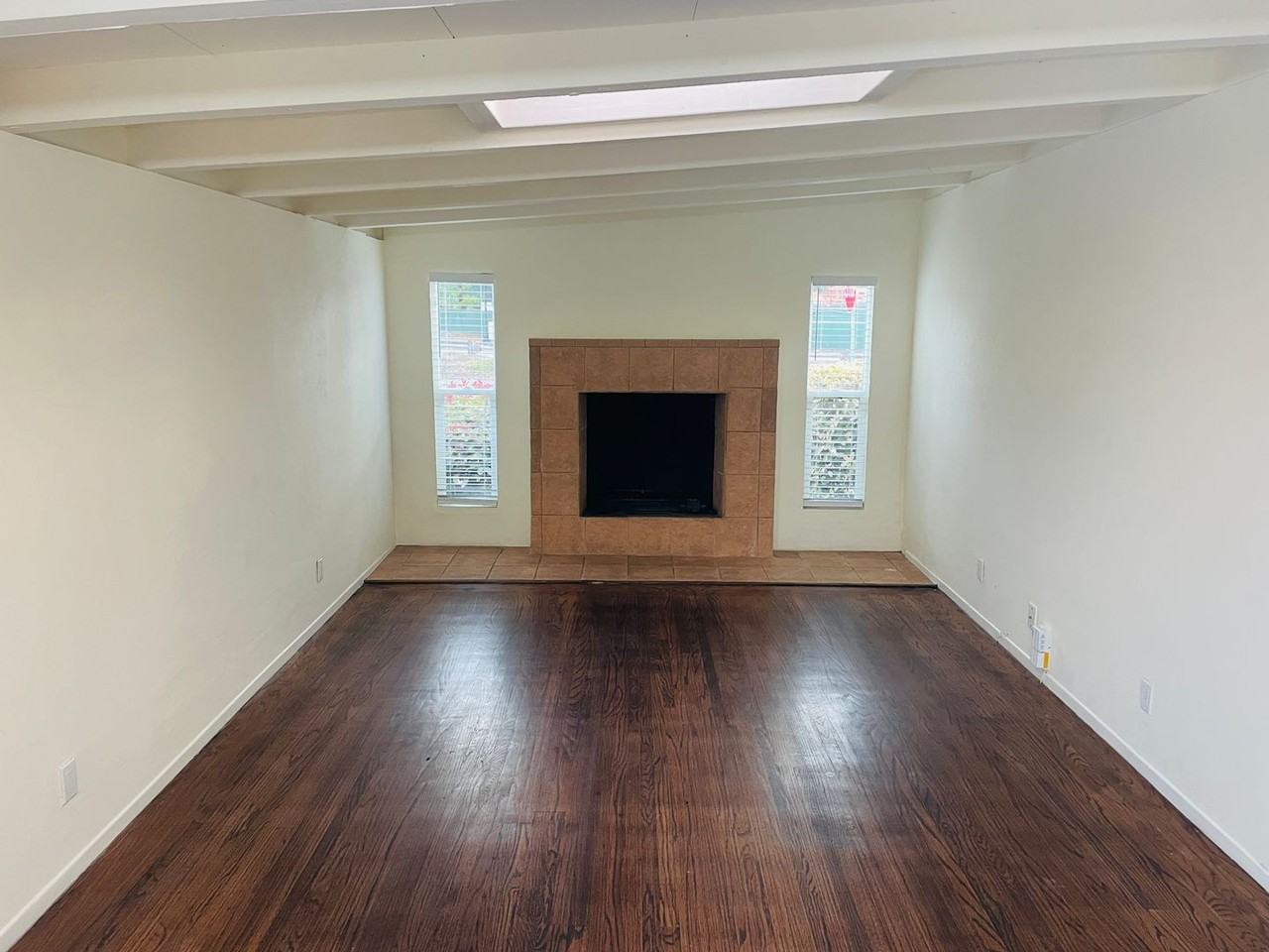 1021 E Duane Ave - Photo 2 of 13