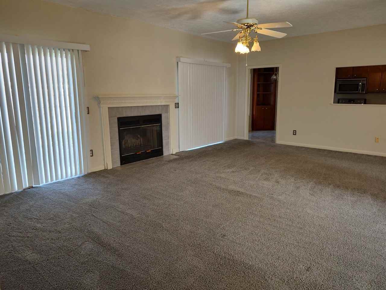 7102 Mayo Circle - Photo 6 of 25