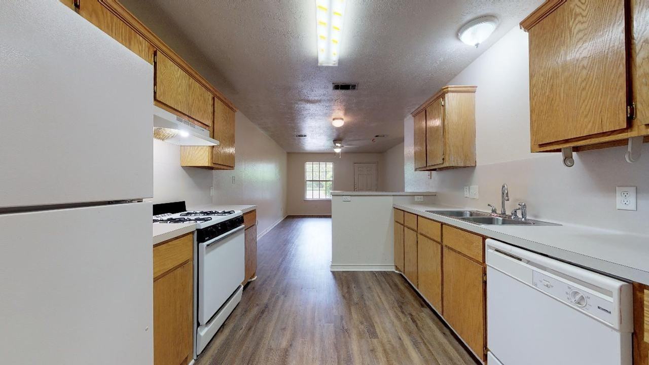 3619 Elaine Dr - Photo 6 of 11