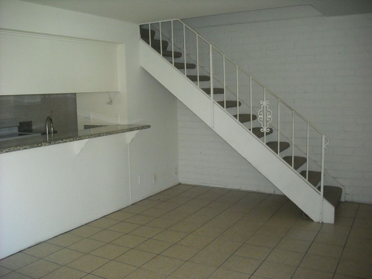2574 Spinnaker Ave - Photo 3 of 10