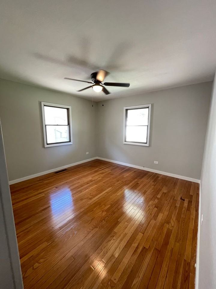 728 S 26th St - Photo 2 of 17