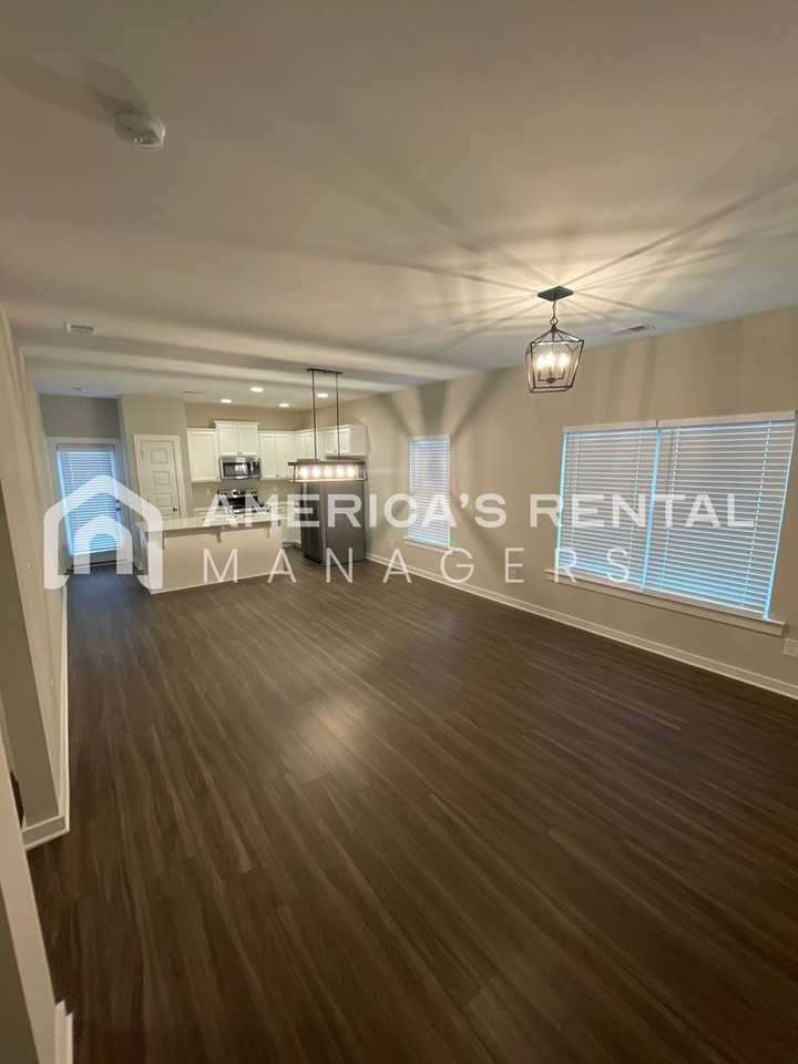 90 Cole Ln - Photo 7 of 50