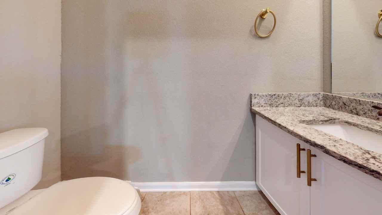 4204 Shallow Creek Ct - Photo 6 of 17