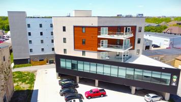 featured image of 200 S 4th St