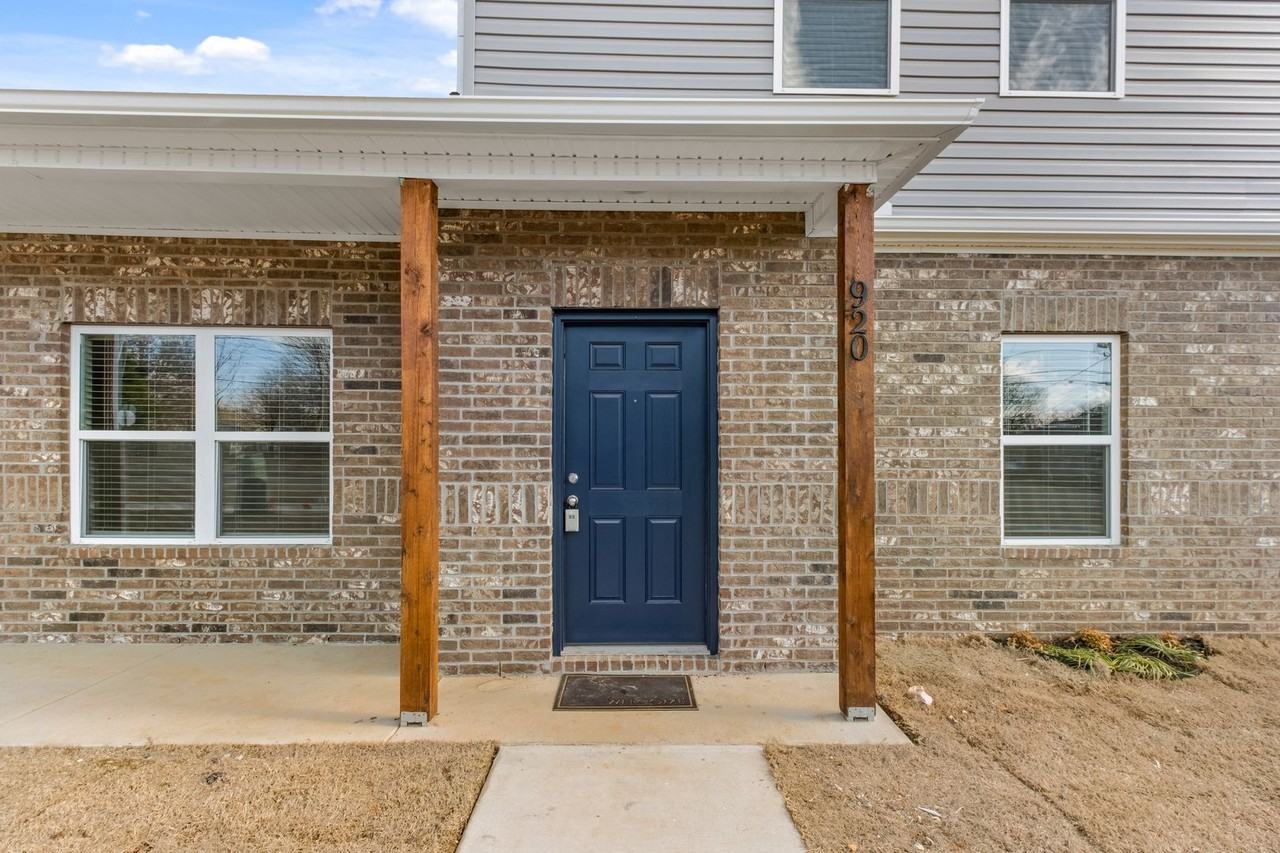 920 S Morningside Dr - Photo 4 of 31