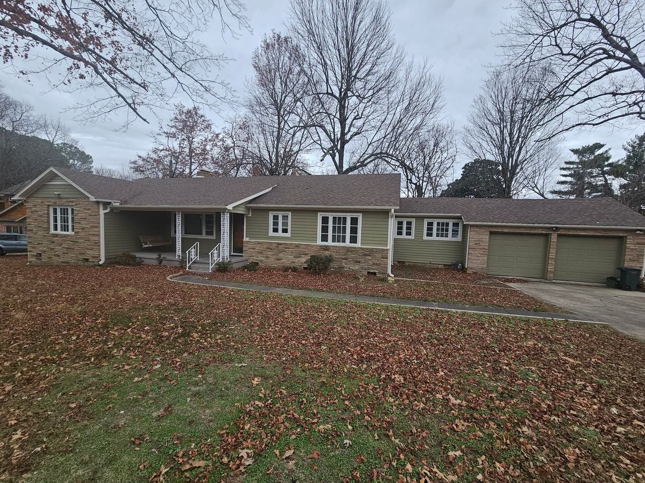 335 W Cleburn St - Photo 2 of 18