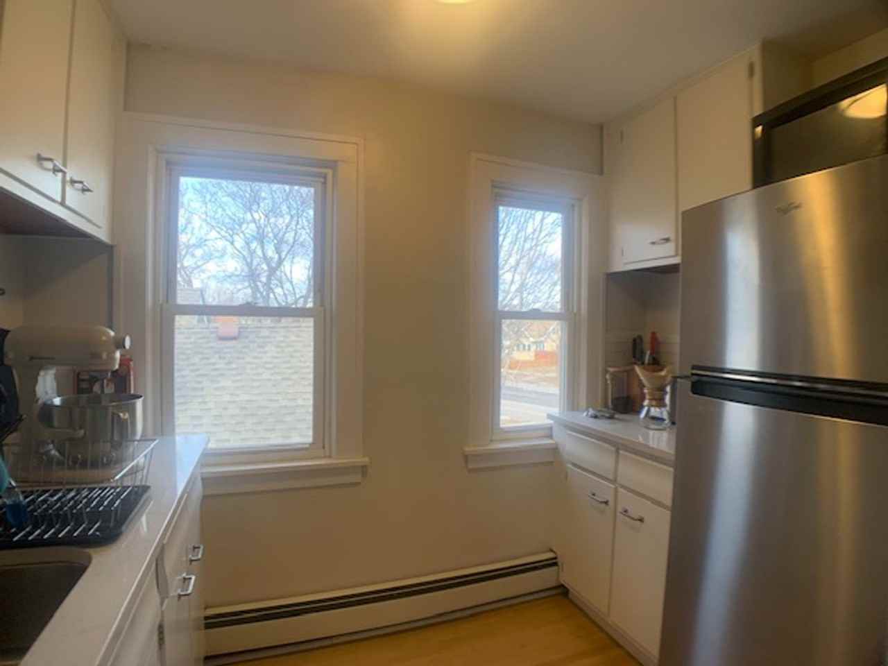 4228 Minnehaha Ave - Photo 3 of 24