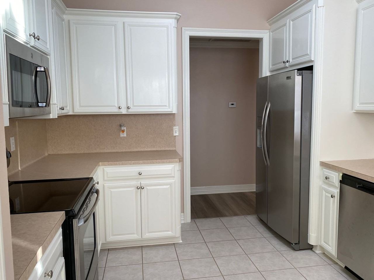1022 Creole Dr - Photo 7 of 28