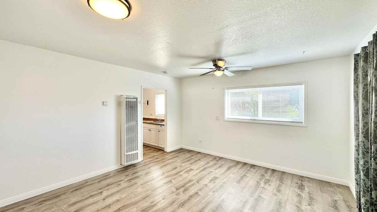 1138 E Alvarado St - Photo 3 of 15