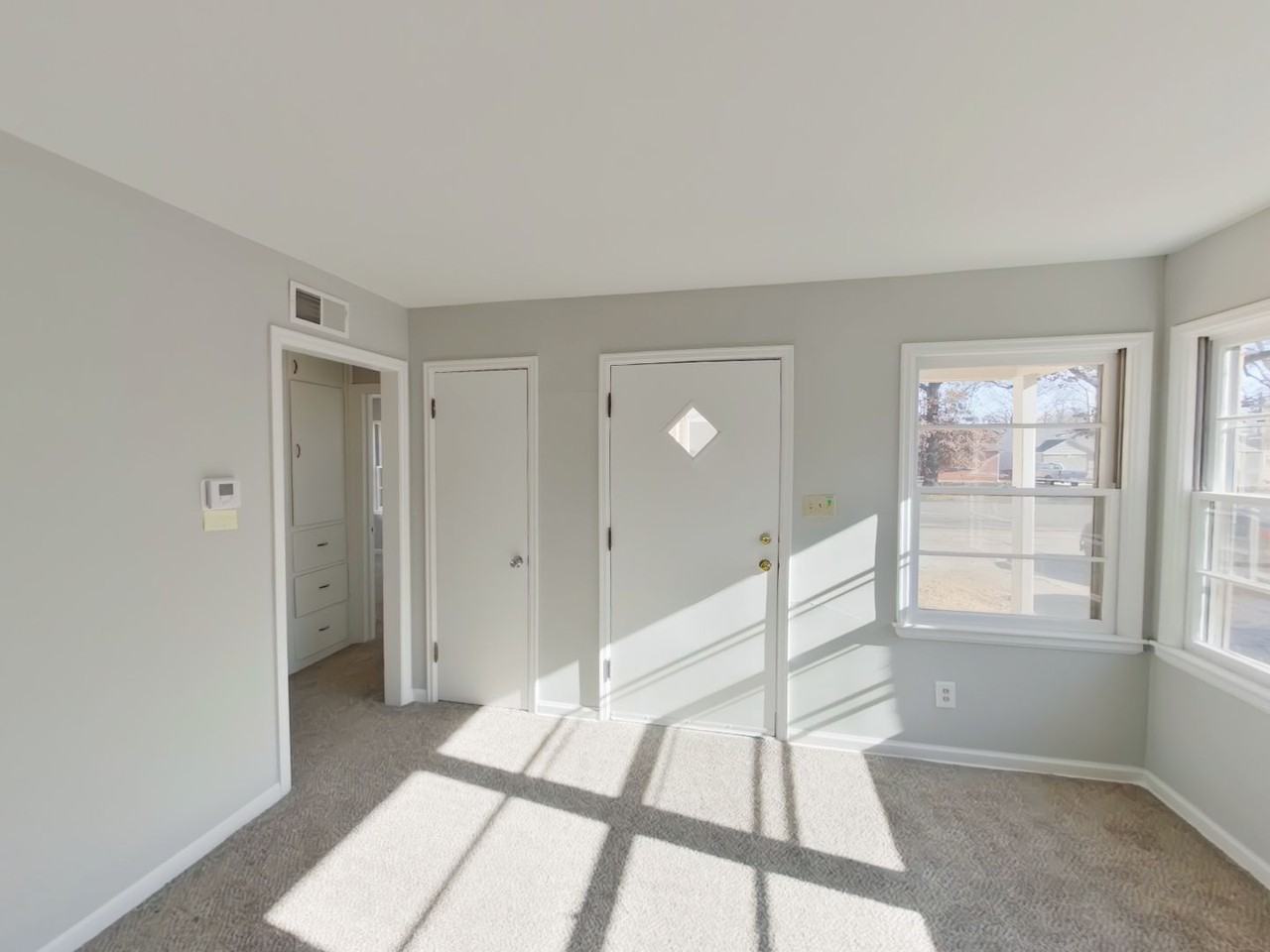 721 & 723 S Edgemoor St - Photo 3 of 17