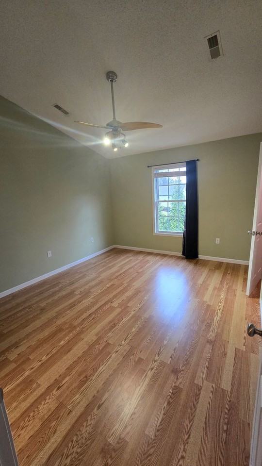 235 Amanda Ln #6 - Photo 7 of 14