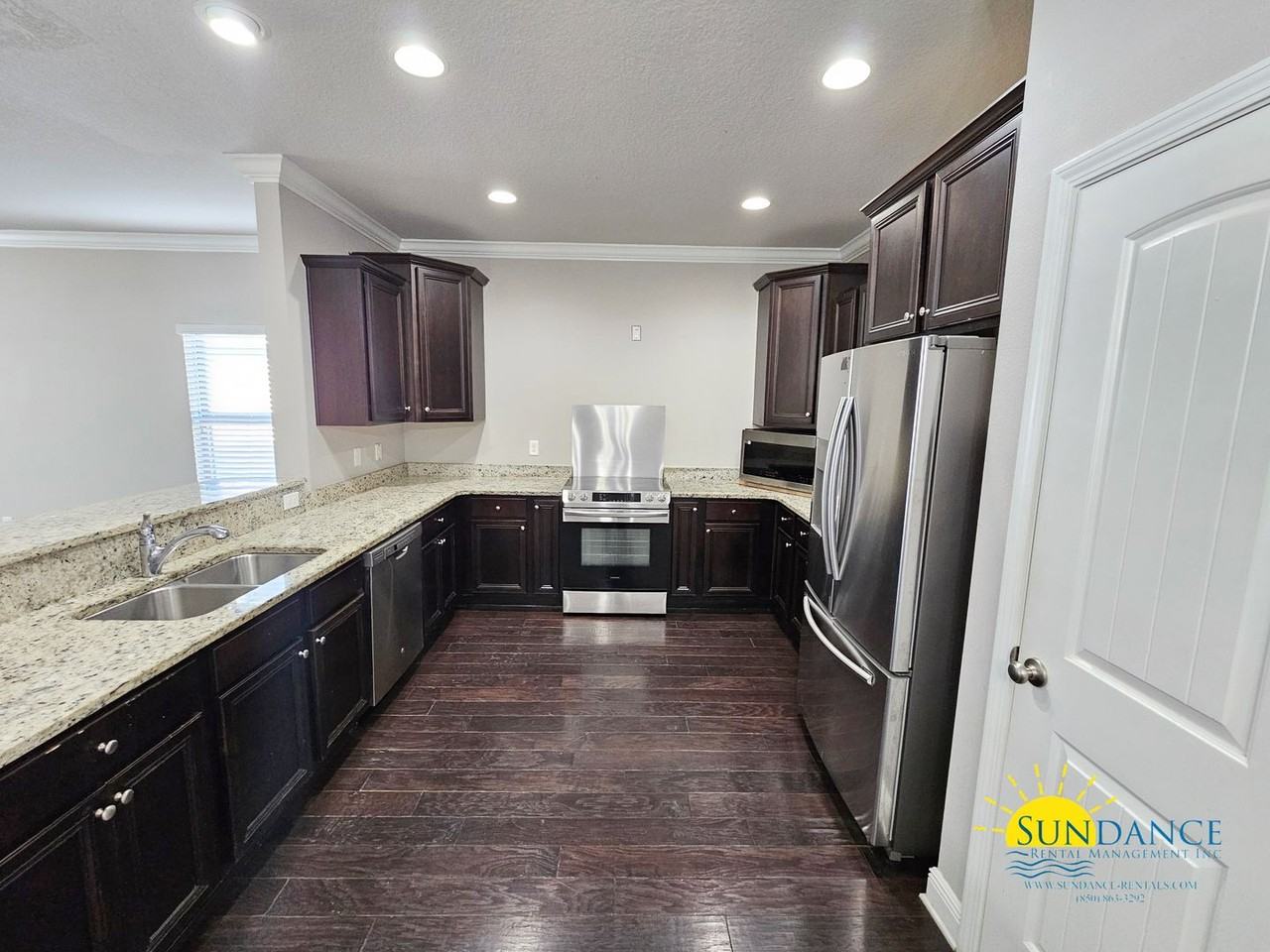 571 Cocobolo Dr - Photo 3 of 19