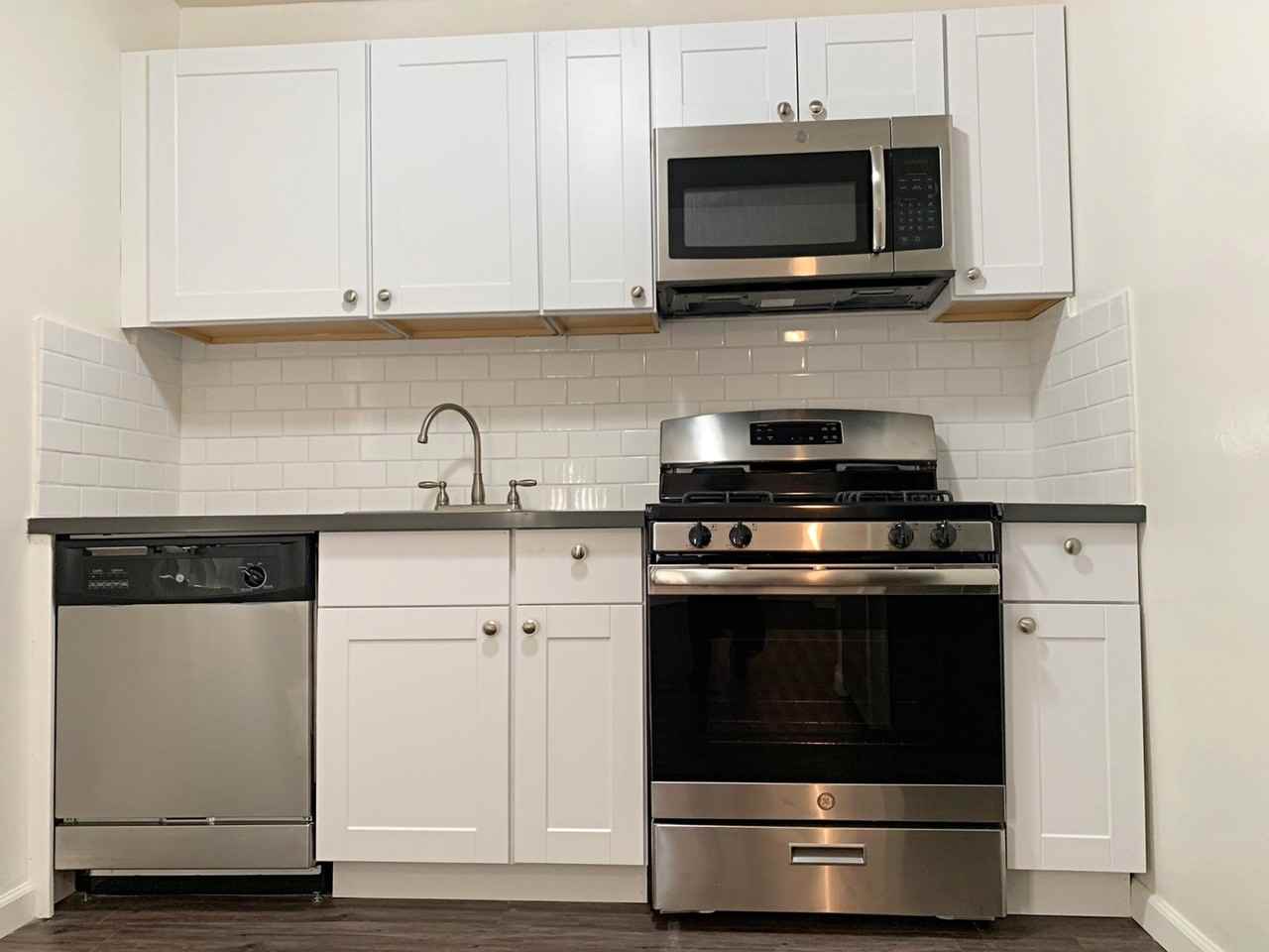 1136 N Ogden Dr - Photo 3 of 19