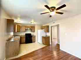 717 S 13th Ave - Photo 1 of 1