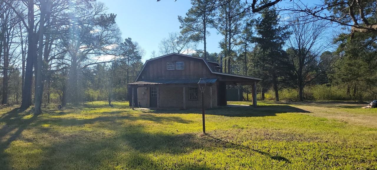 182 Barnnard Cir - Photo 3 of 25