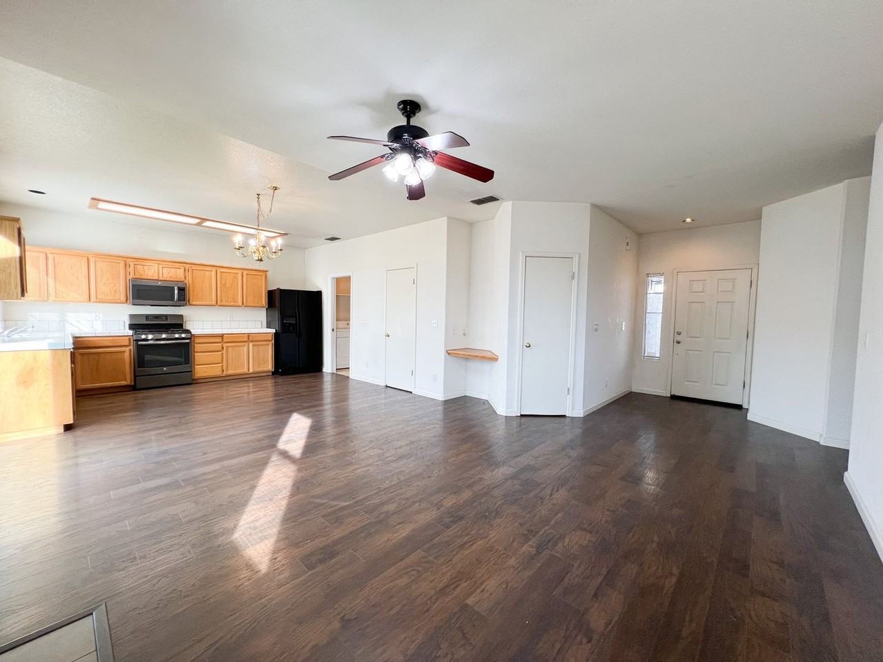 9474 Windrift Lane - Photo 6 of 35